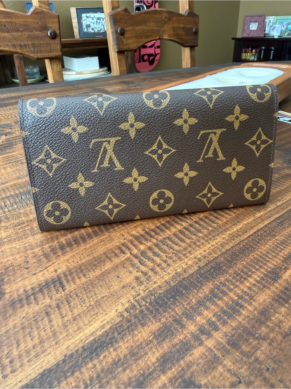 Louis Vuitton Emilie Wallet in Monogram Fuscia - Picture 10 of 14
